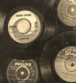Colección de discos de vinilo
